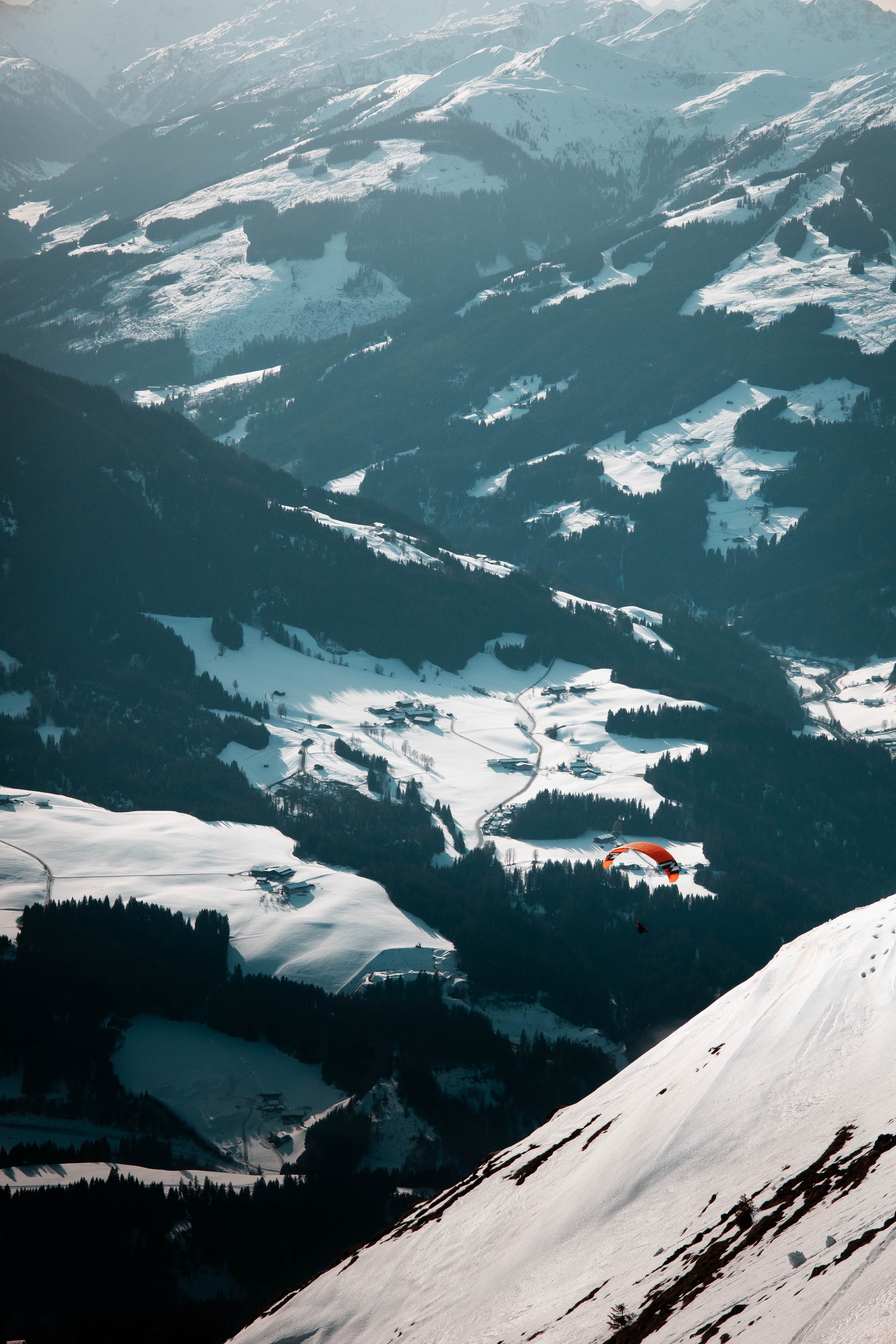 Skiwelt - Bergbahnen Wilder Kaiser, Austria | Paragliding over the Alps